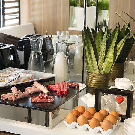 Hotel Eiffel Turenne-2