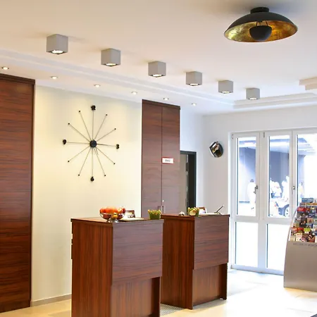 Augusten Hotel Muenchen-2