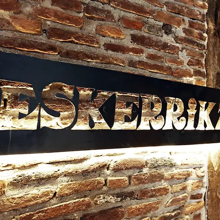 Basque Boutique By Gaiarooms-2