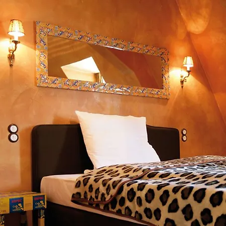 HIP Hotel-3