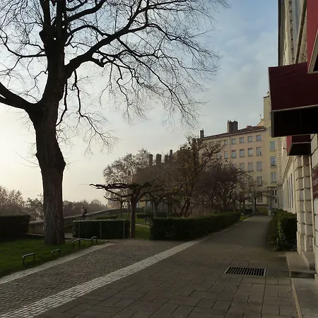 Appart Hotel Belambra Lyon Villemanzy-3