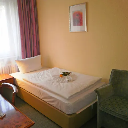 Hotel Amadeus Central-3