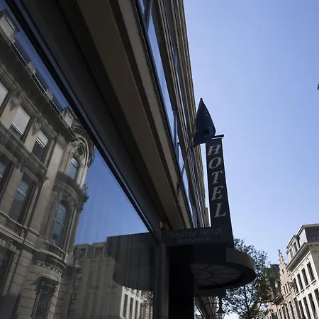 Theater Hotel-3