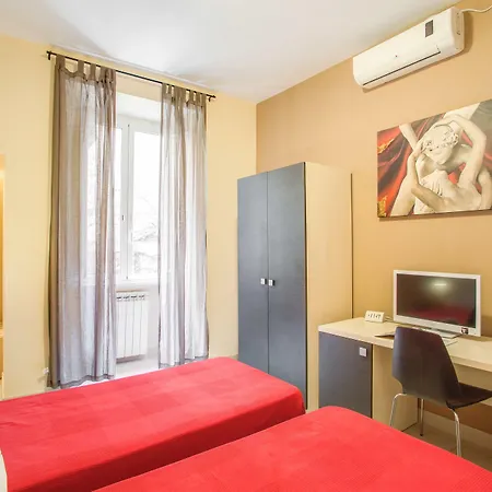 Hotel Mosaic Central Rome-3