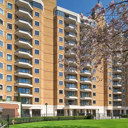 Cheval Gloucester Park At Kensington-3