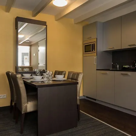 Golden Mansion Apartment Hotel-3