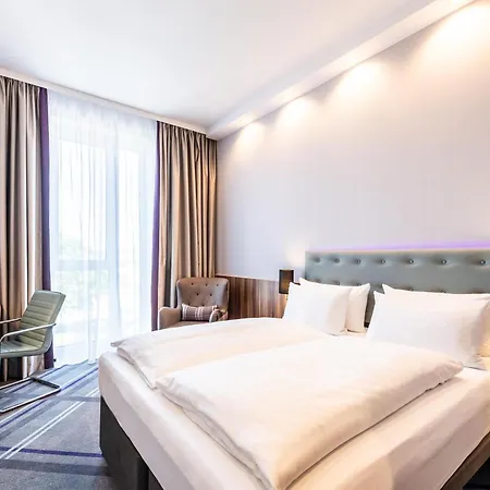 Premier Inn Heidelberg City Centre-3