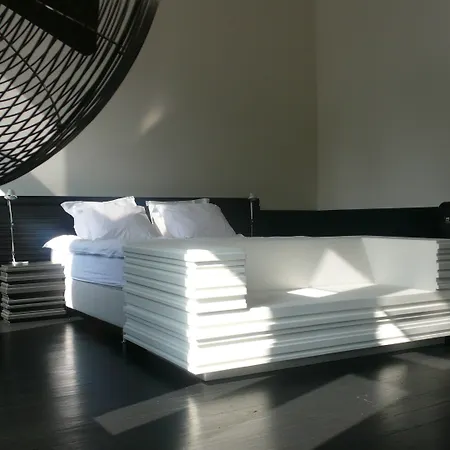 B&B Suites Feek-3