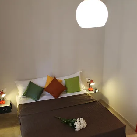 Roma Art Rooms-2