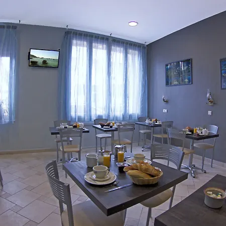 Le Strasbourg Hotel-2