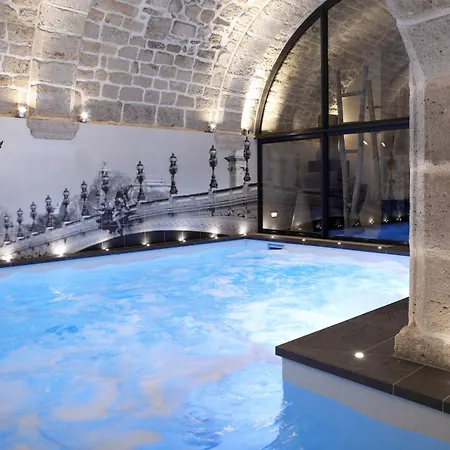 Hotel La Lanterne & Spa By Timhotel-3