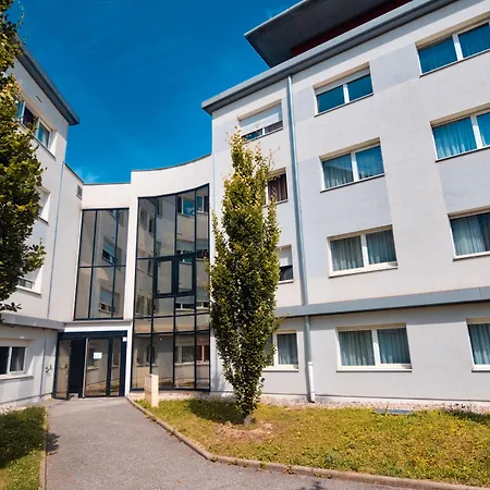 Comfort Aparthotel Les Hauts D'Annecy-2