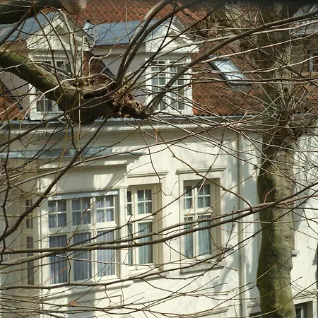Pand 17 - Charming Guesthouse-3