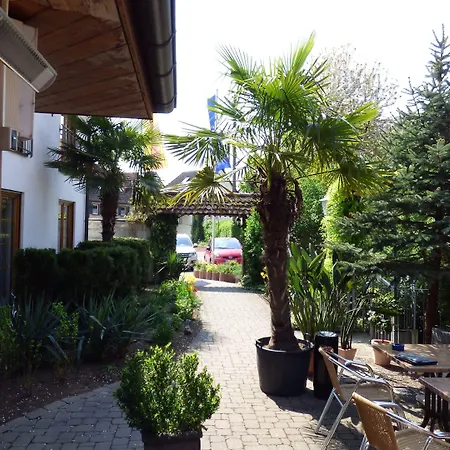 Hotel Blume-3