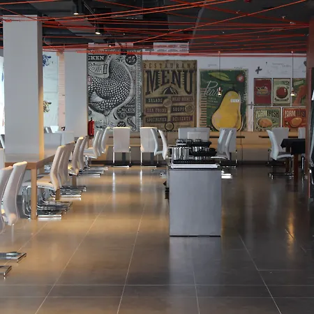 Star Inn Lisbon Airport-3