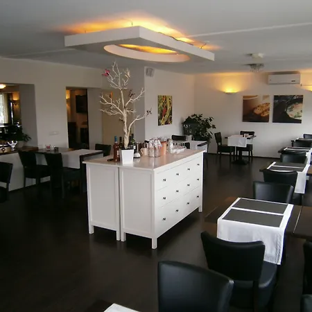 Hotel de Linde-2