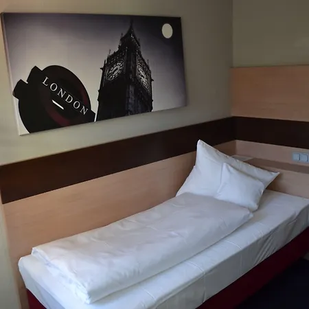 Hotel Am Rothenbaum-2