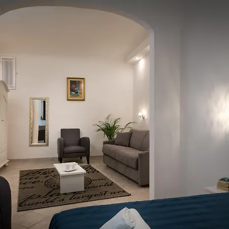 Stella Della Casa-3