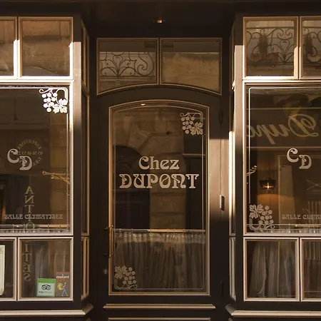 Une Chambre Chez Dupont-2