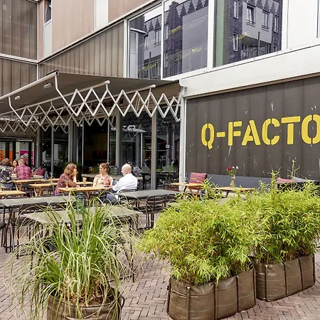 Q-Factory Hotel-2