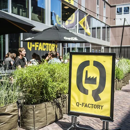 Q-Factory Hotel-3