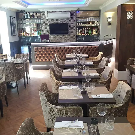 The Lansbury Heritage Hotel & Spa By Sunday Canary Wharf, London-3