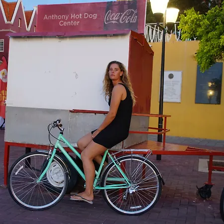 Bed&Bike Curacao - Pietermaai-2