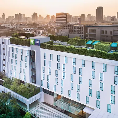 Holiday Inn Express Bangkok Soi Soonvijai By Ihg-3
