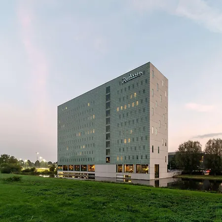 Radisson Hotel&Suites Amsterdam South-2