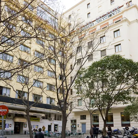Madvibes Hostel Gran Via-3