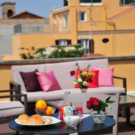 Piccola Navona Roof Garden-2