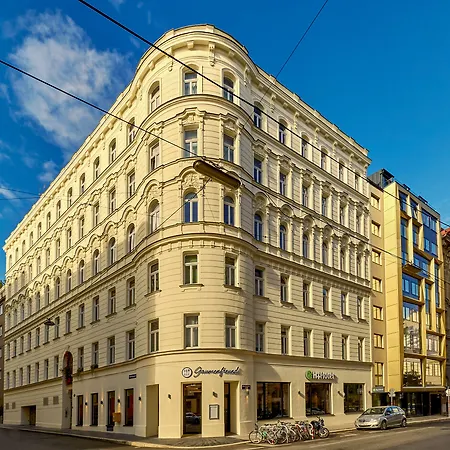 H+ Hotel Wien-3