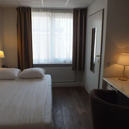 Hotel Jo Van Den Bosch-3