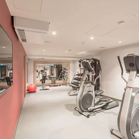 Hampton By Hilton Frankfurt City Centre East-2