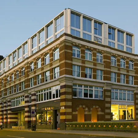 The Rosebery By Supercity Aparthotels-3