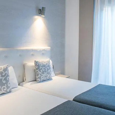Aparthotel Rambla108-3