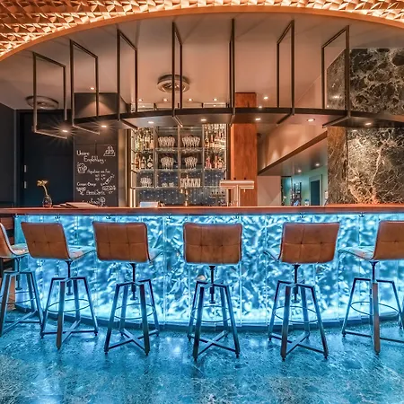 Unsoeld'S Factory Hotel-2