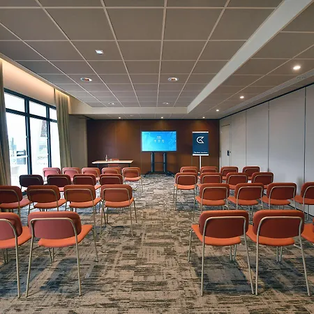 Golden Tulip Reims Bezannes-2