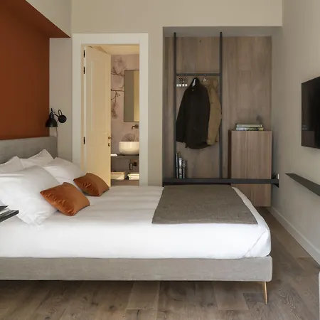 Della Spiga Suites By Brera Apartments-2