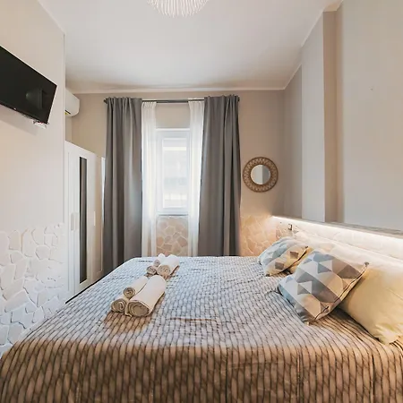 Apulia Rooms Bari-3