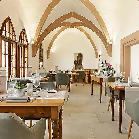 Boutiquehotel Kloster Pfalzel-3