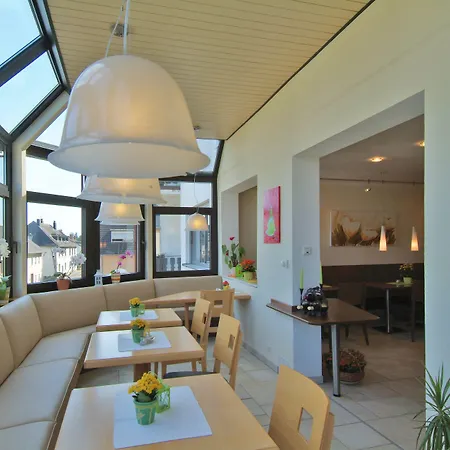 Hotel Haus Am Berg-2