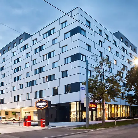 Hampton By Hilton Vienna Messe-2