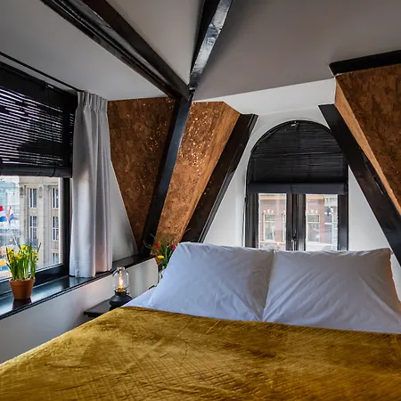 PH Hotel de Entree-2