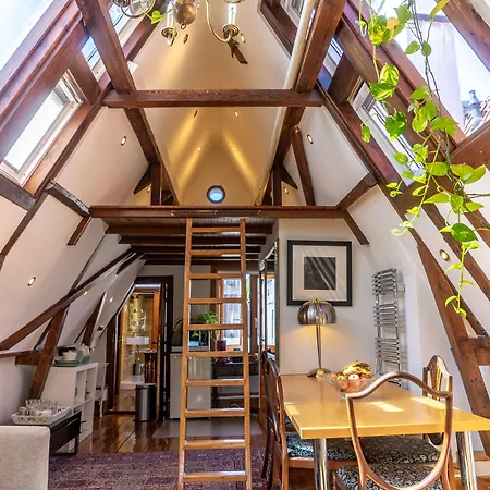 B&B Singel Suites-2
