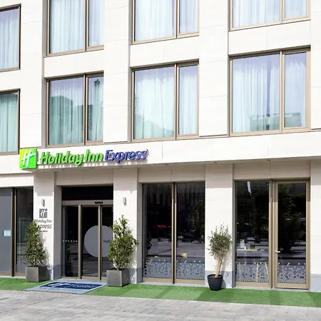 Holiday Inn Express Antwerp - City Centre By Ihg-3