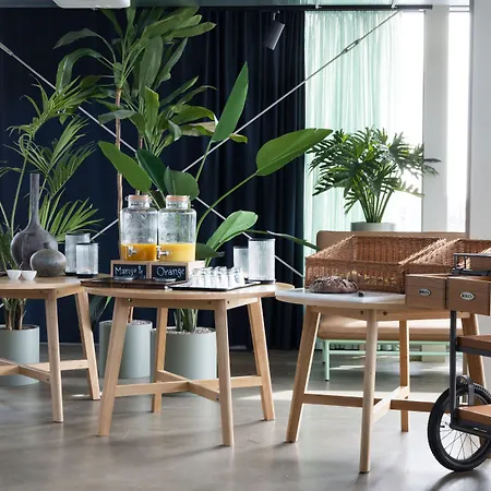 Basecamp Hotel Dortmund-3