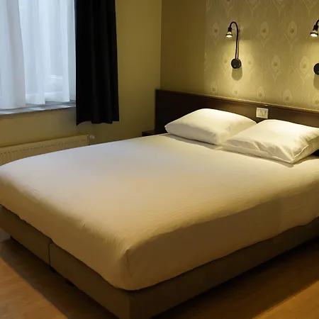 Hotel Corner House By Wp Hotels-3