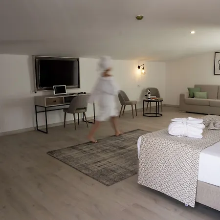 Ria Formosa Guest House-3