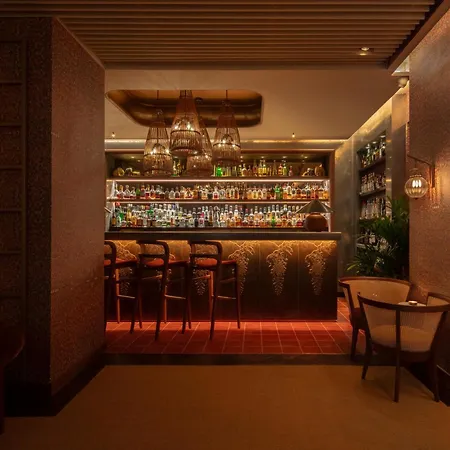 Taj 51 Buckingham Gate Suites And Residences-2
